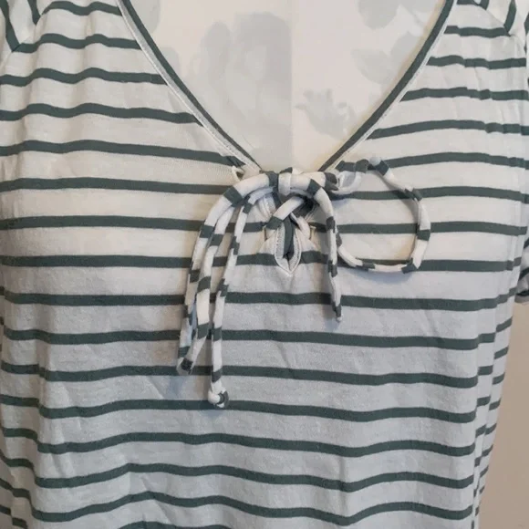 Lucky Brand 🍀 Cap Sleeve Stripped Laced Front Tee 🥳🥳HP🥳🥳 - Picture 2 of 7